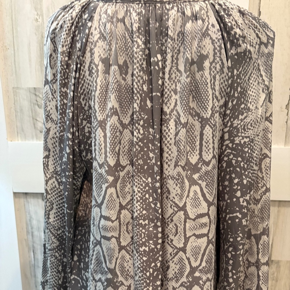 LANE BRYANT BLOUSE SIZE 14/16 - NWOT - Picture 4 of 8